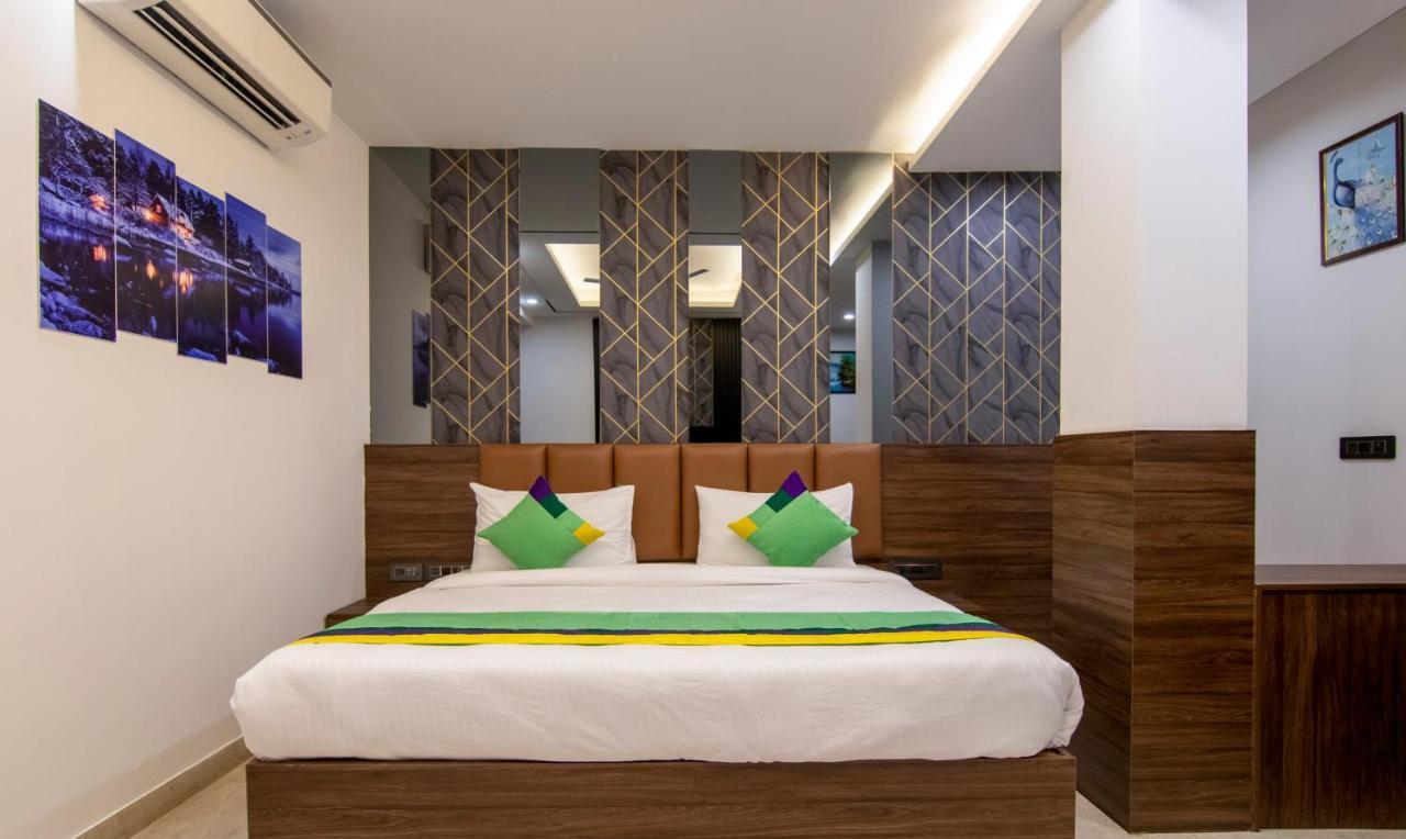 Treebo The Armani Near Igi Airport Hotel New Delhi Exterior foto