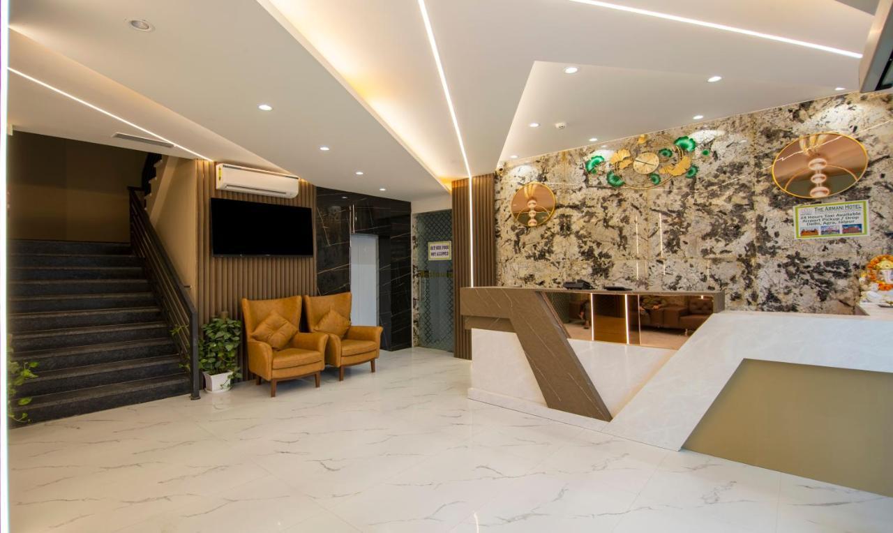 Treebo The Armani Near Igi Airport Hotel New Delhi Exterior foto