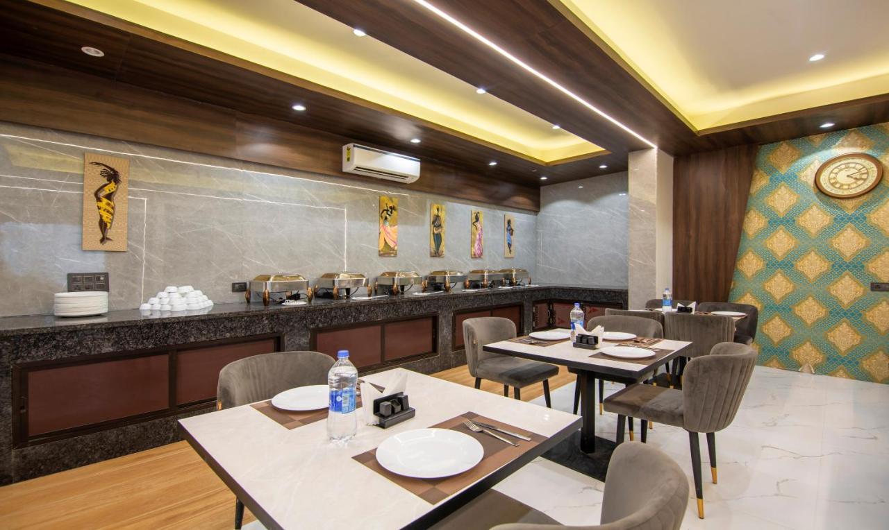 Treebo The Armani Near Igi Airport Hotel New Delhi Exterior foto